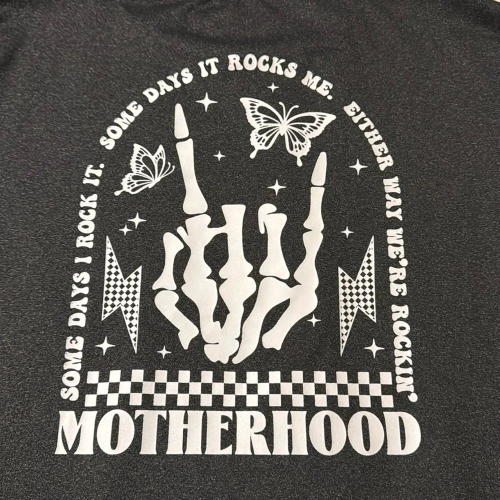 Rockin Motherhood tshirt - Picture 1 of 4